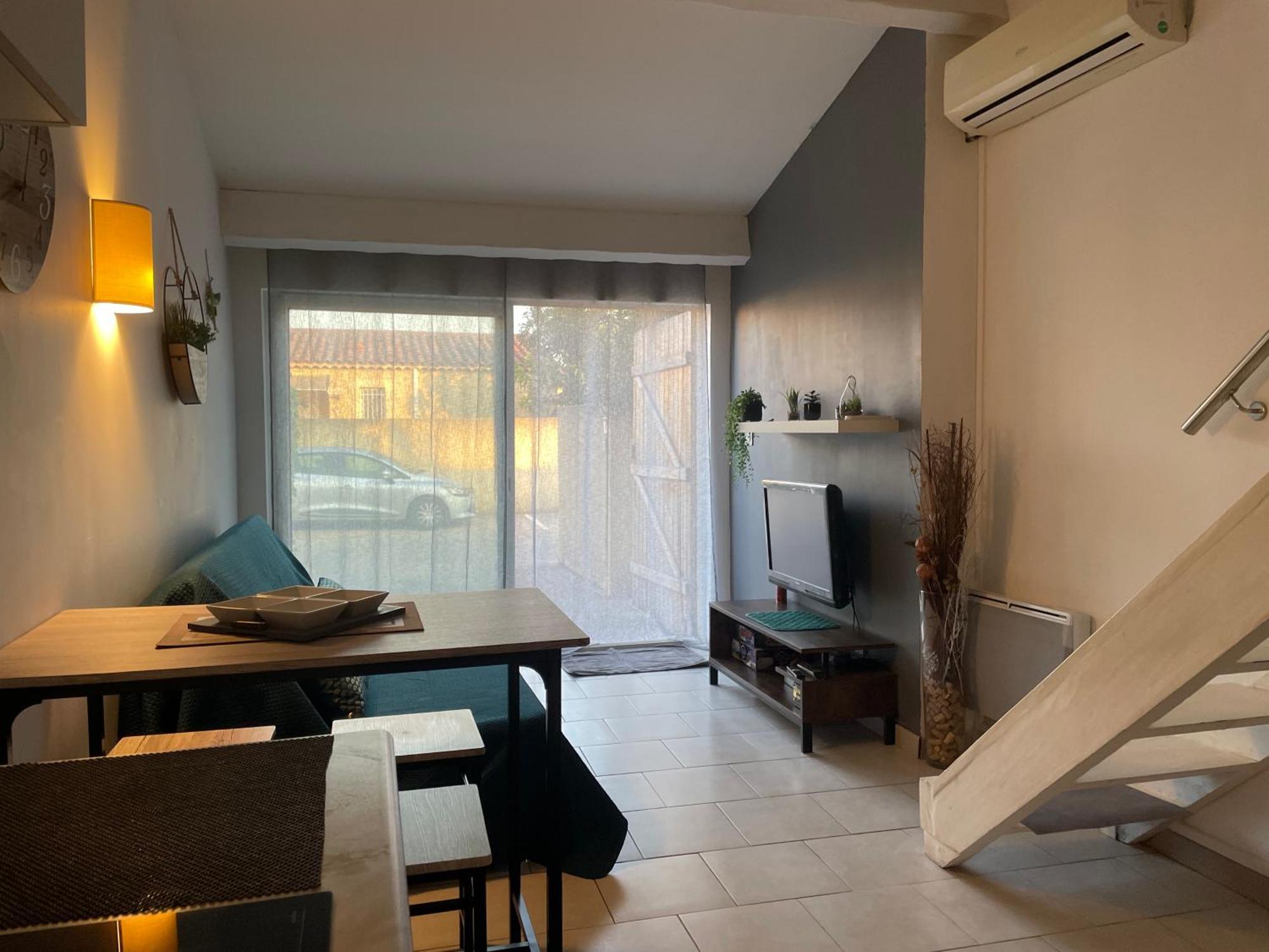 Bouvreuil Apartment *